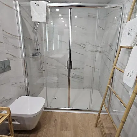 Casa Do Largo * Laundos